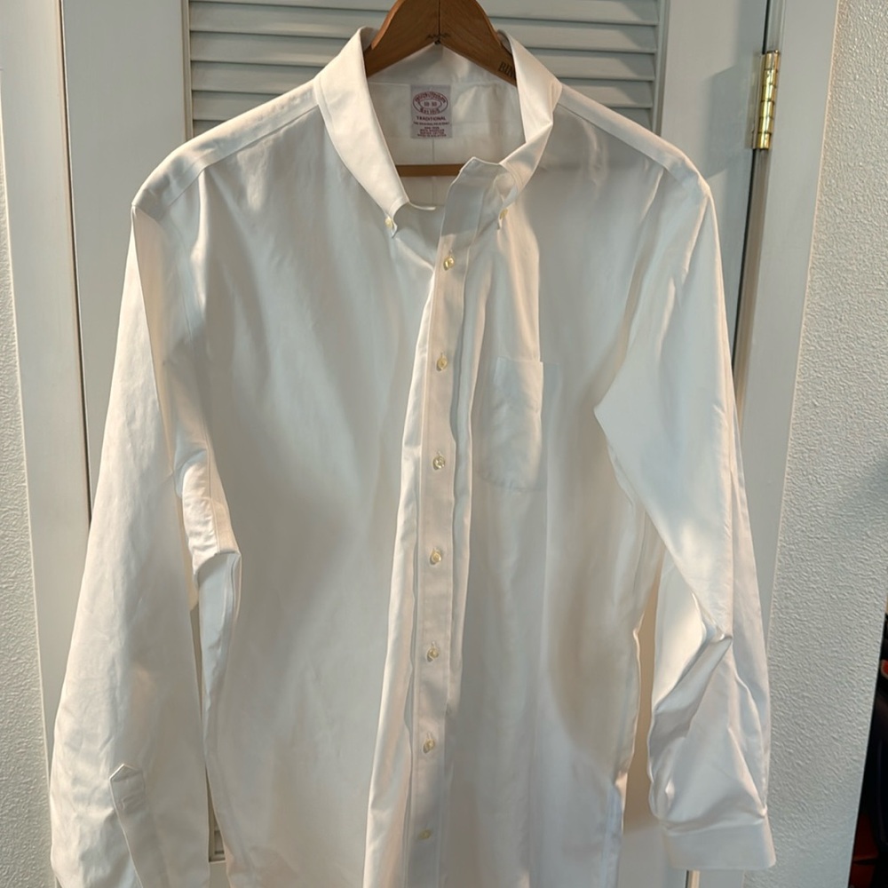 Brooks Brothers Traditional Fit Non-Iron White Dress Shirt 18” 38”